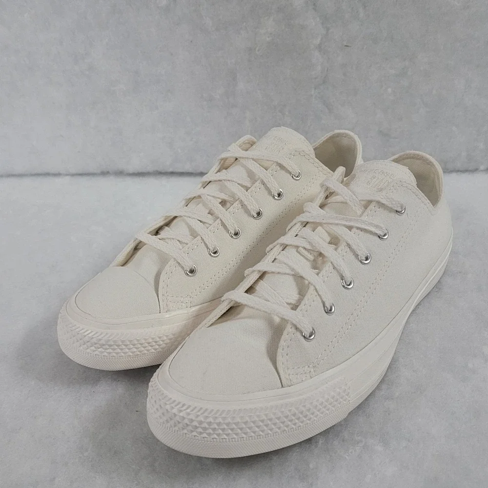 Converse Girls Chuck Taylor All Star Ox Sneakers Egret White Size 6.5 NEW IN BOX
